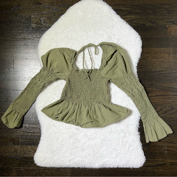 Topshop Green Shirred Long Sleeve Peplum Hem Blouse Size 2 - Picture 8 of 13